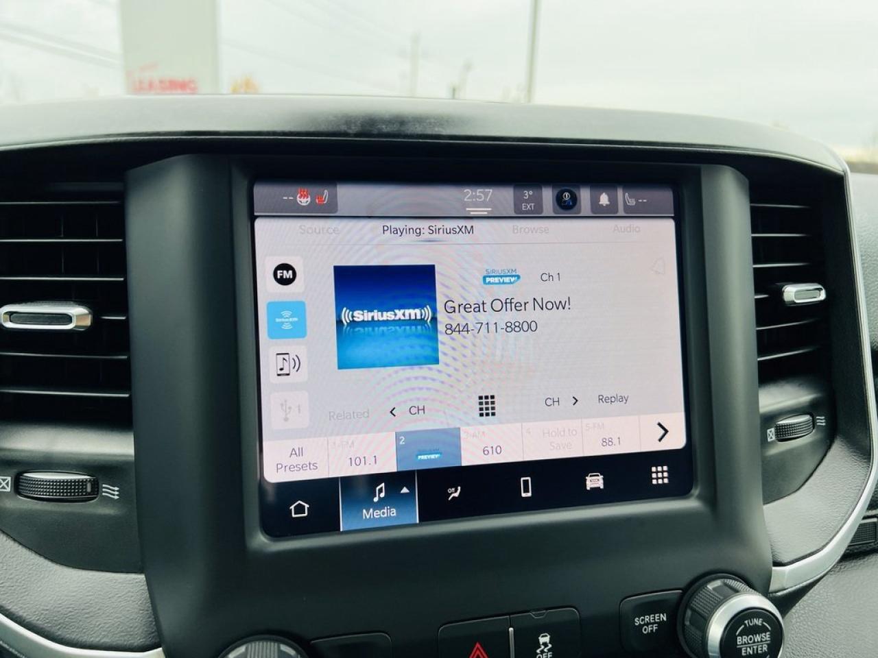 2022 RAM 3500 Big Horn Photo