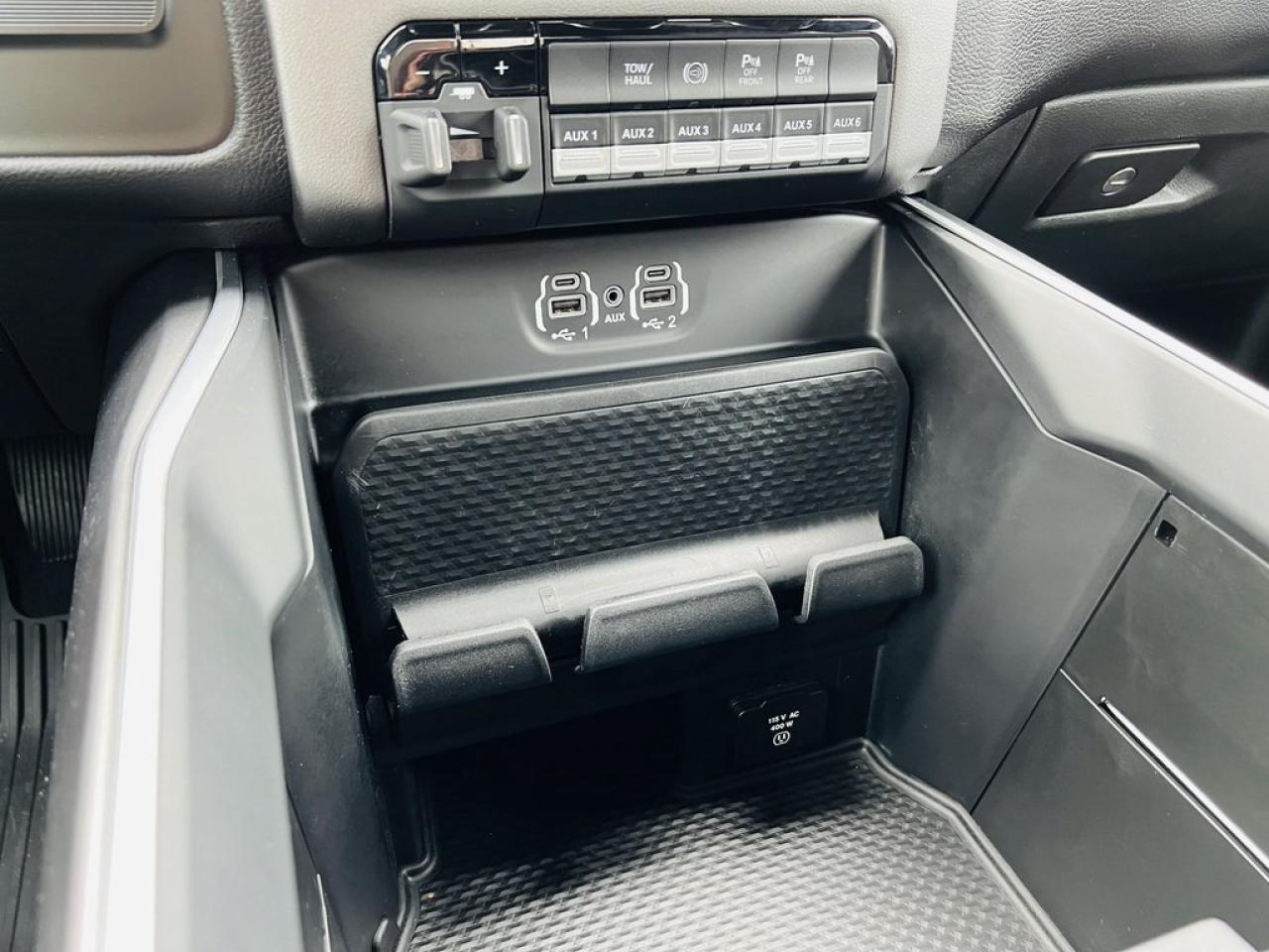 2022 RAM 3500 Big Horn Photo