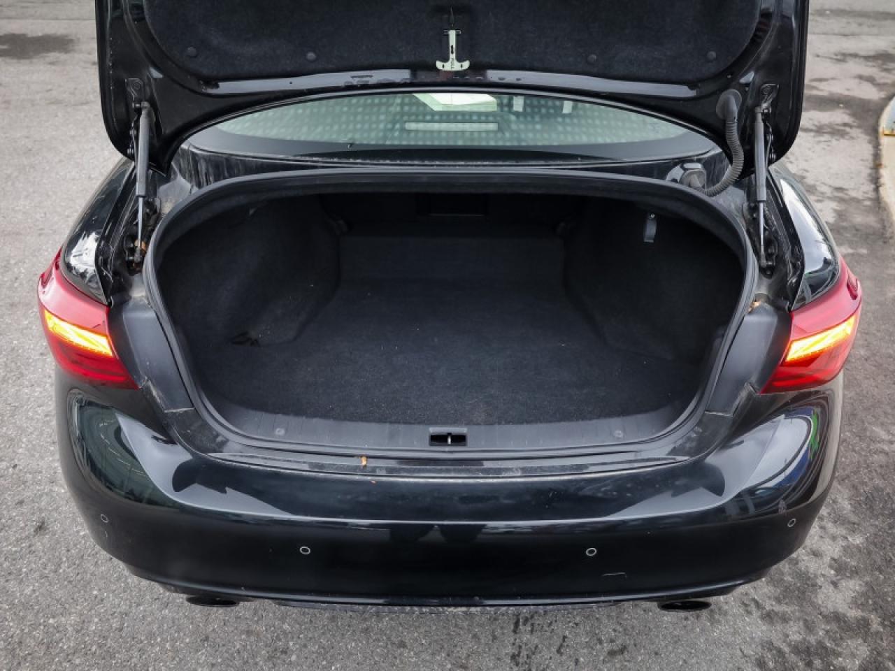 2023 Infiniti Q50 LUXE  - Leather Seats Photo