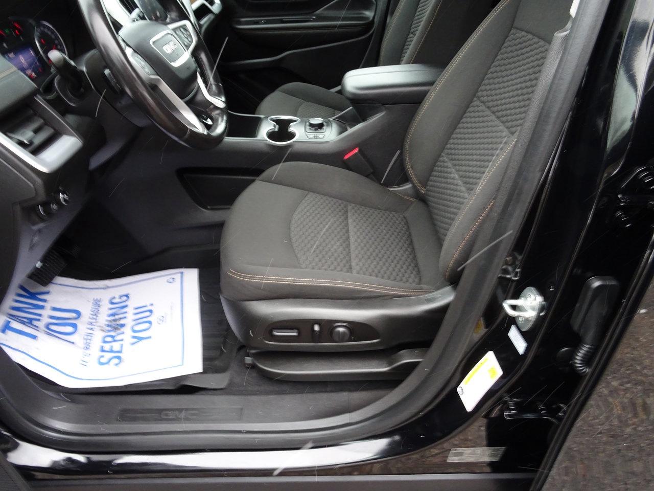 2021 GMC Terrain SLE - Photo #13