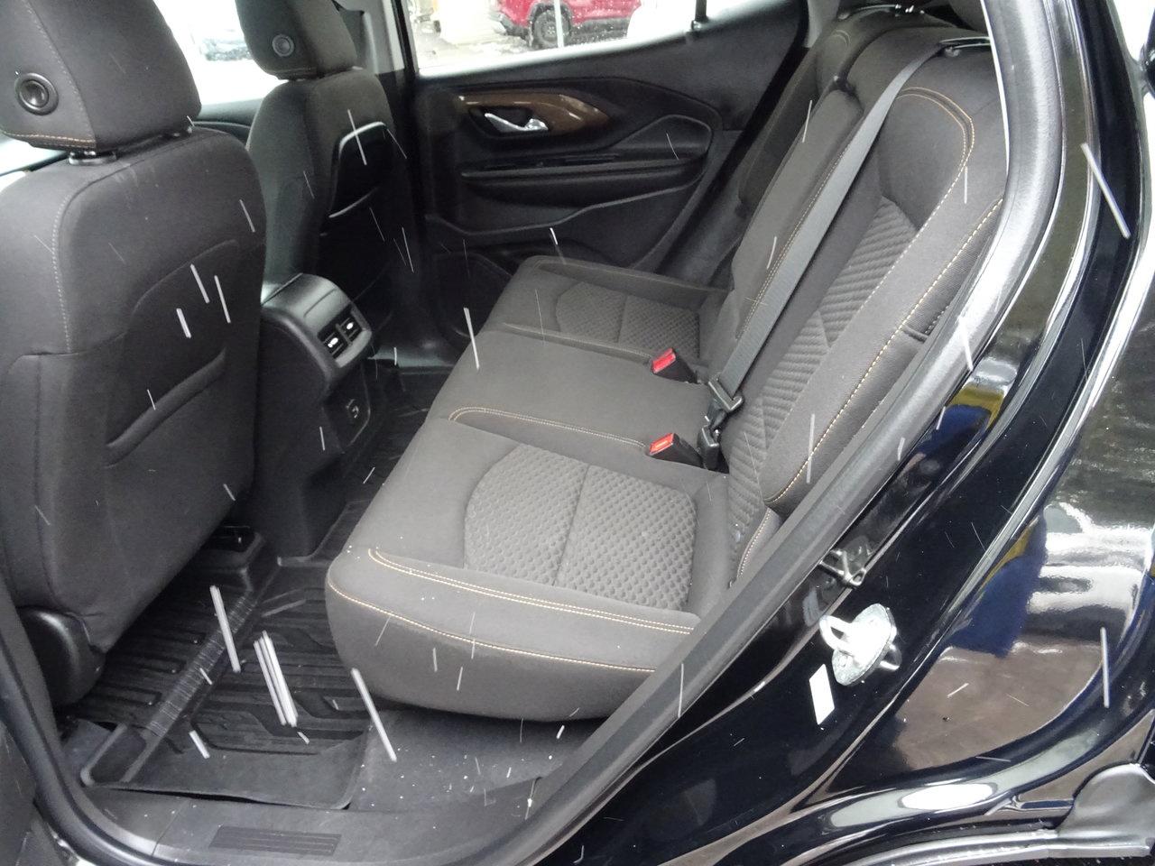 2021 GMC Terrain SLE - Photo #10