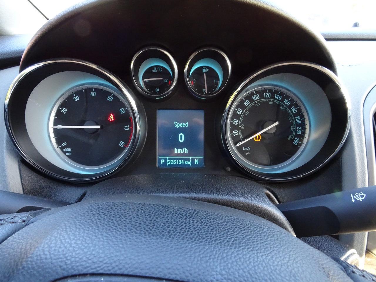 2016 Buick Verano Convenience 1 - Photo #17