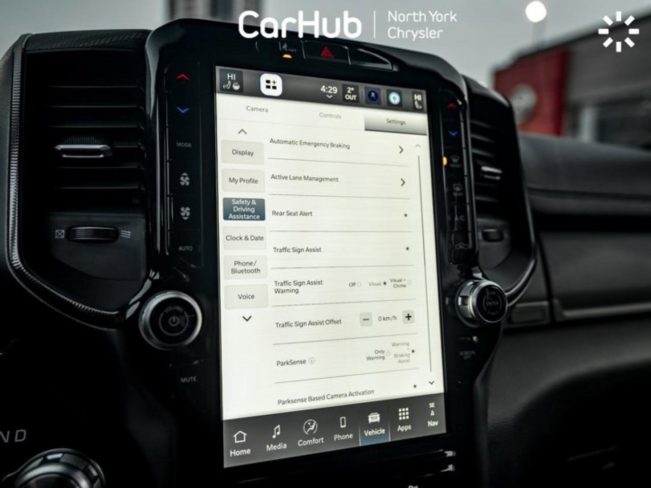 2026 RAM 1500 Sport 6'4" Box 22'' Wheels 12'' Screen Advanced Brake Assist Photo