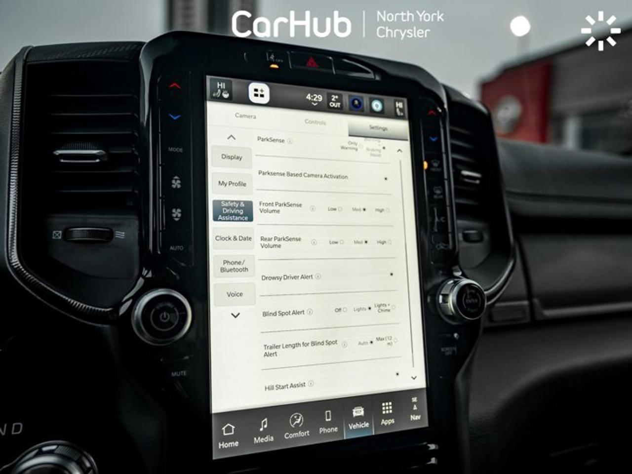 2026 RAM 1500 Sport 6'4" Box 22'' Wheels 12'' Screen Advanced Brake Assist Photo