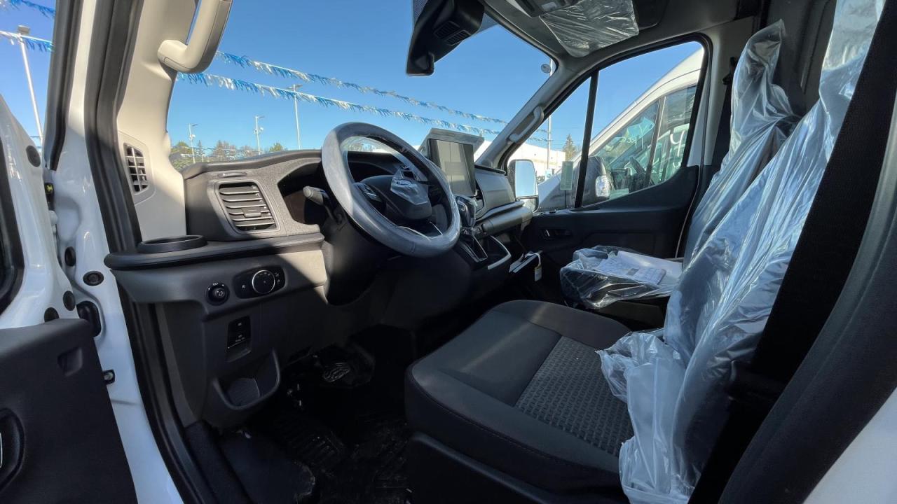 2026 Ford Transit Cargo Van BASE Photo2