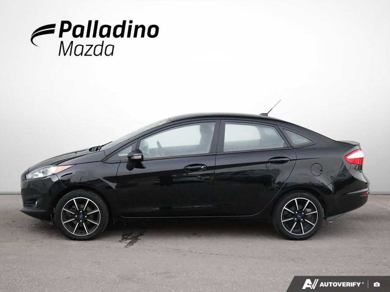 2019 Ford Fiesta SE Photo2