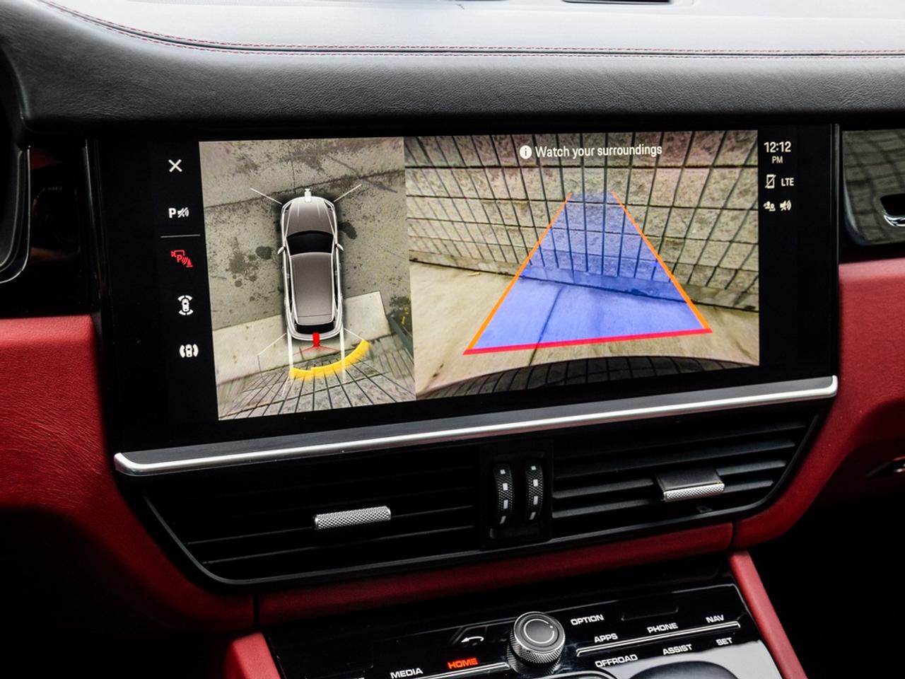 2022 Porsche Cayenne  Photo