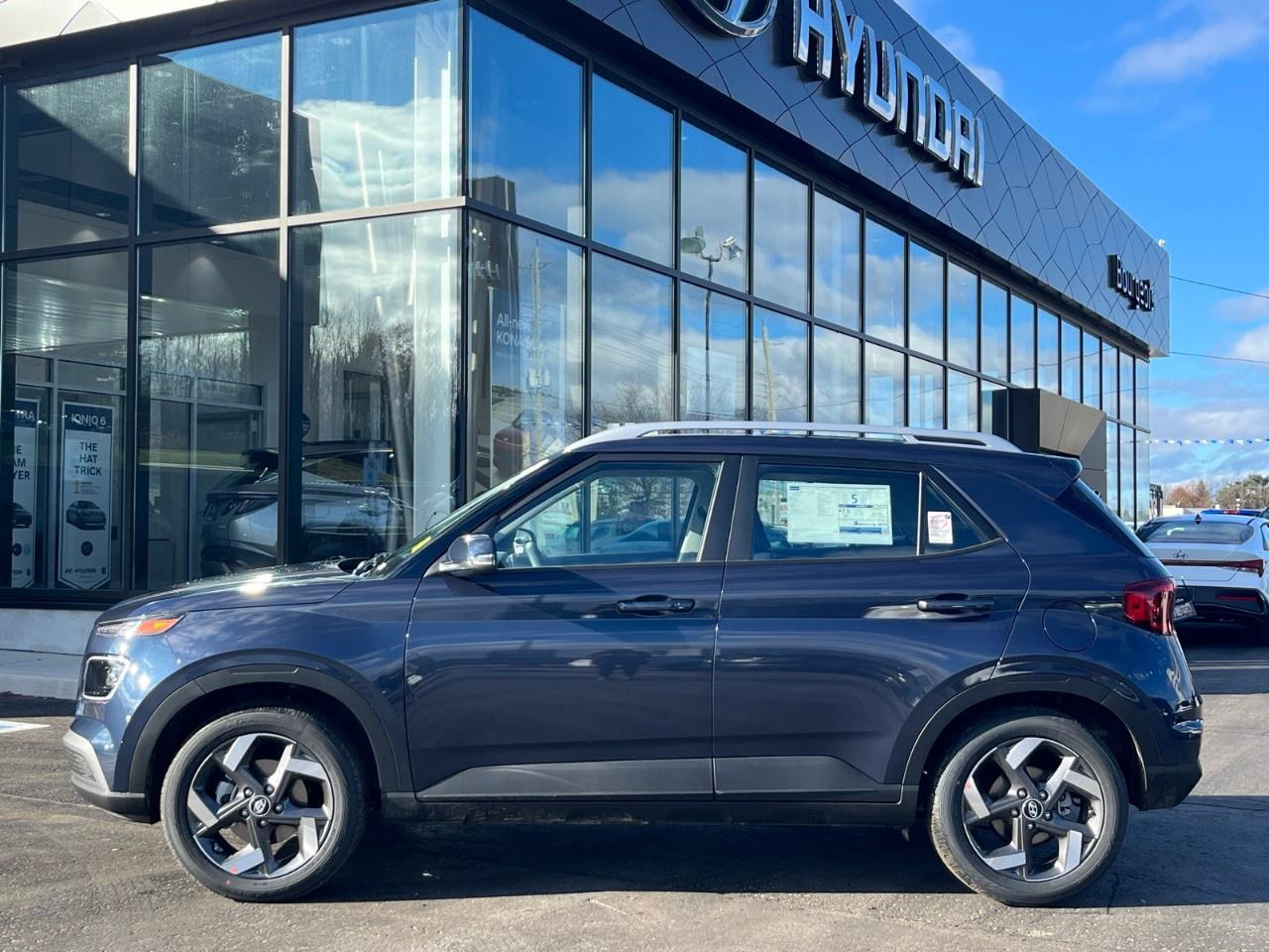 2026 Hyundai Venue Ultimate IVT w/Denim Interior Photo2