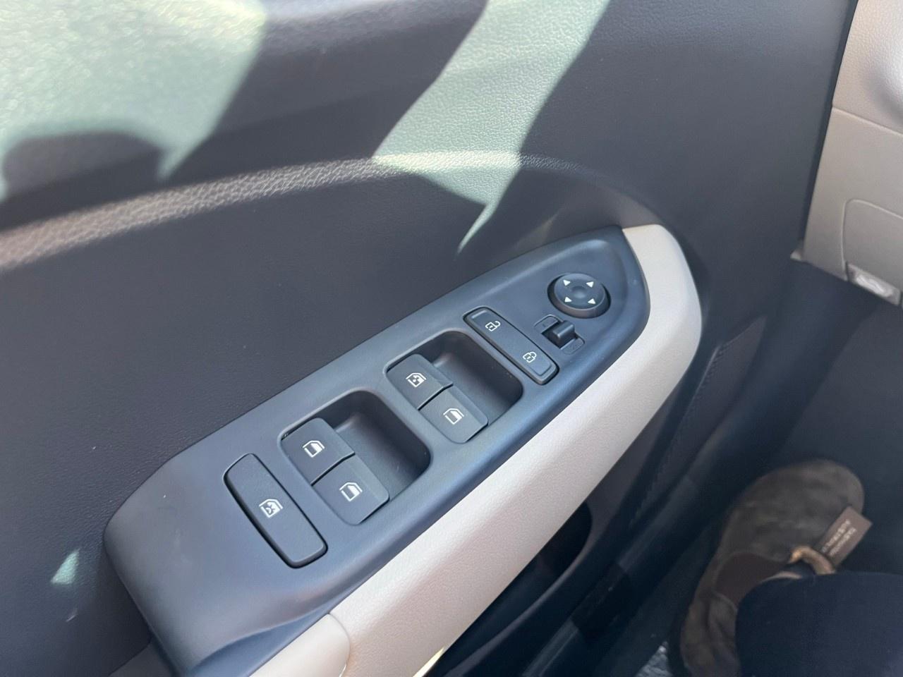 2026 Hyundai Venue Ultimate IVT w/Denim Interior Photo