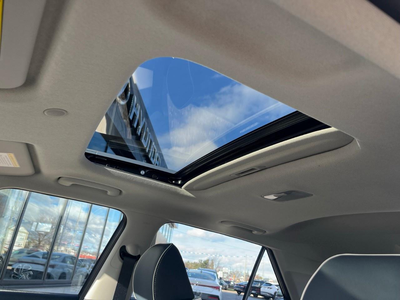 2026 Hyundai Venue Ultimate IVT w/Denim Interior Photo