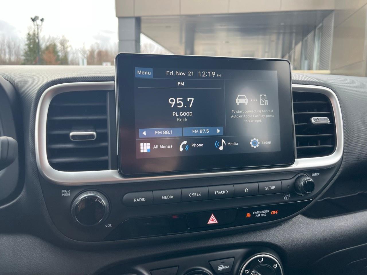 2026 Hyundai Venue Essential IVT Photo