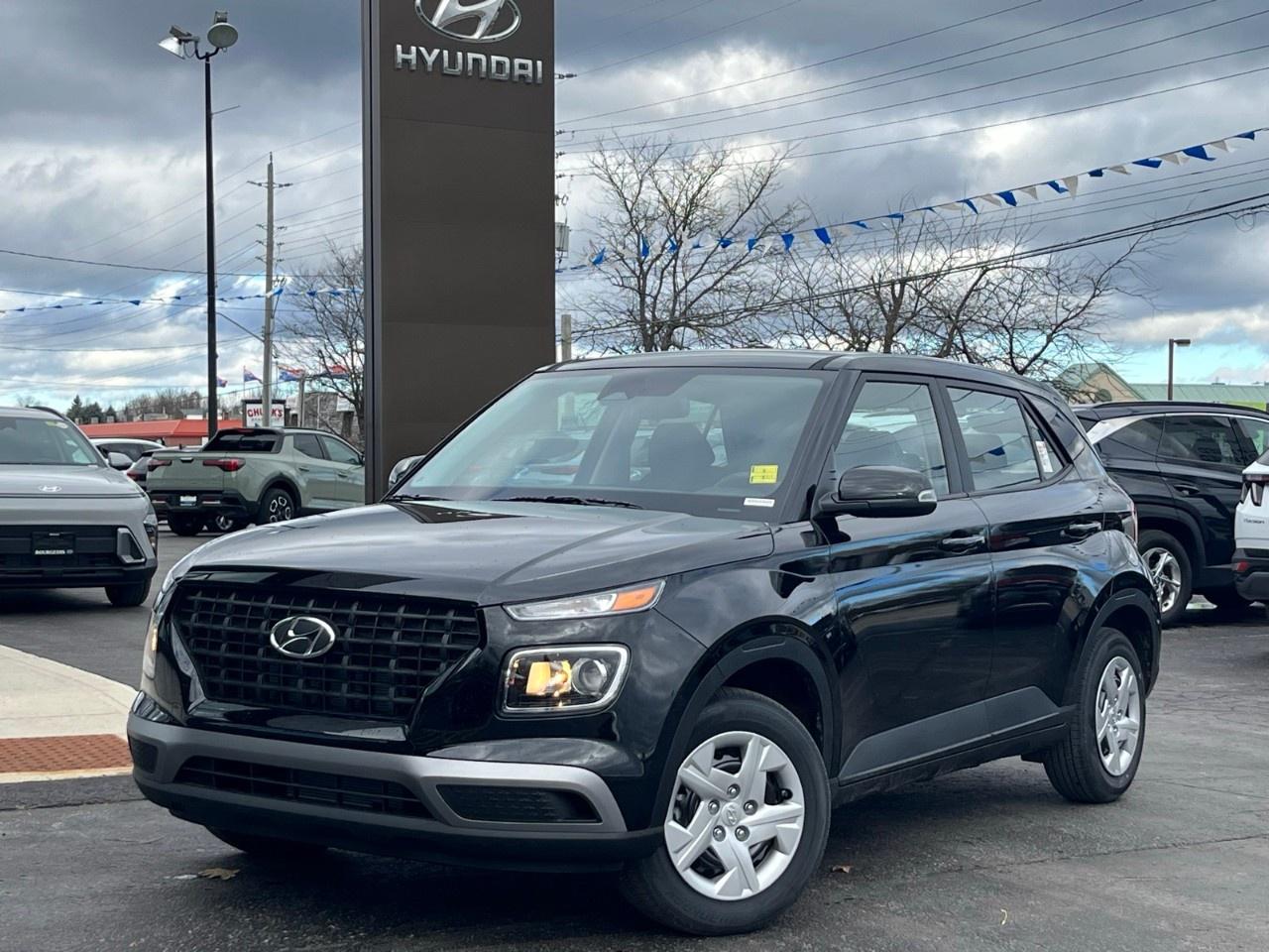 2026 Hyundai Venue Essential IVT Photo0