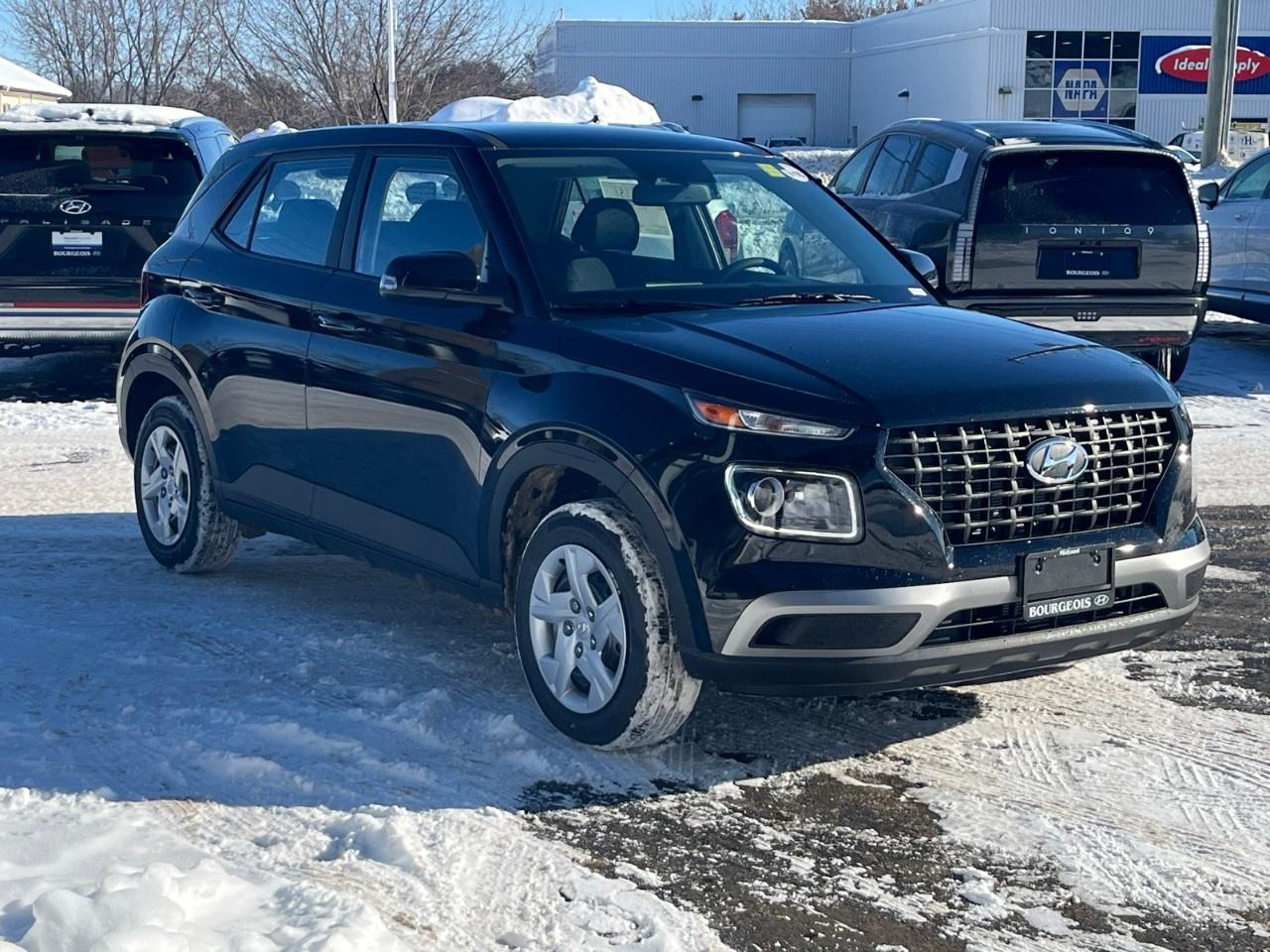 2026 Hyundai Venue Essential IVT Photo