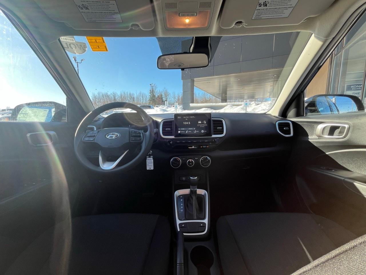 2026 Hyundai Venue Essential IVT Photo