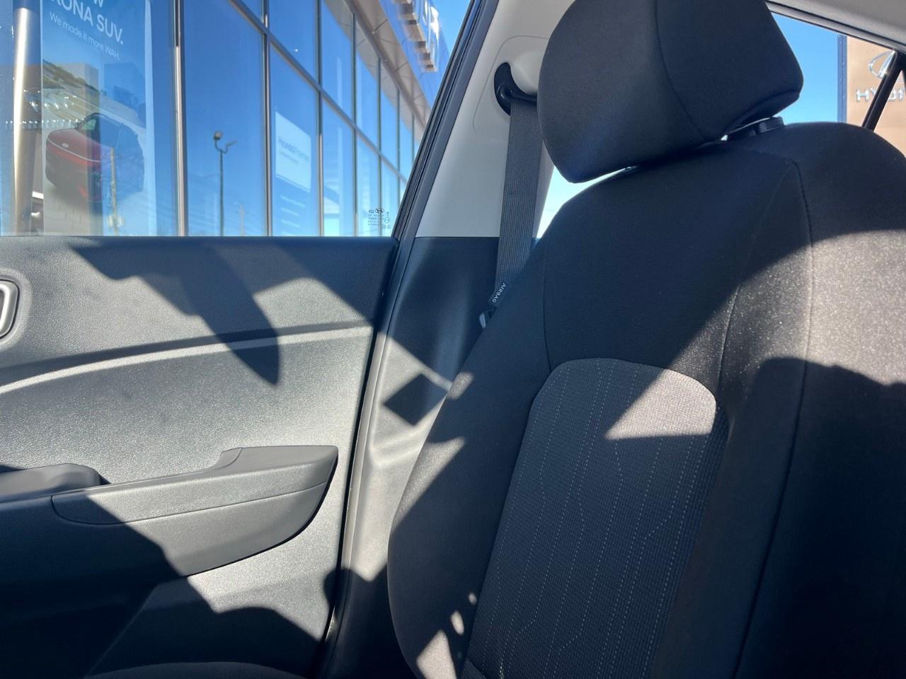 2026 Hyundai Venue Essential IVT Photo