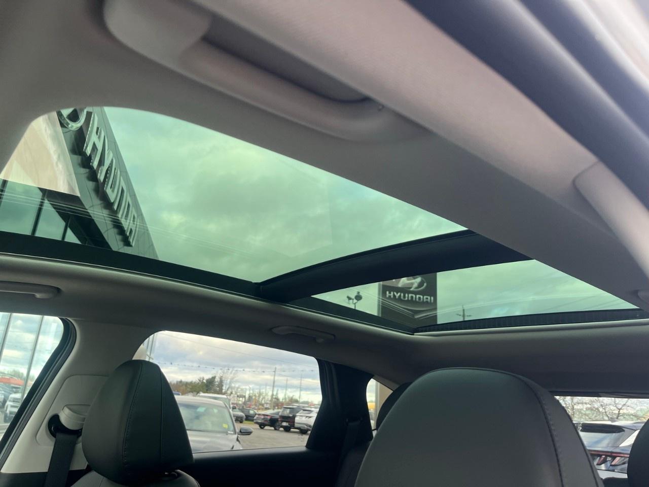 2026 Hyundai Tucson Preferred AWD w/Trend Pkg [TUCWDK2EPRTR] Photo