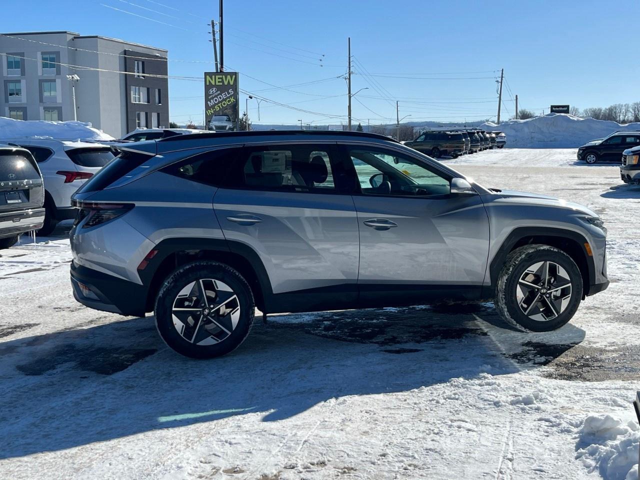 2026 Hyundai Tucson Preferred AWD w/Trend Pkg [TUCWDK2EPRTR] Photo