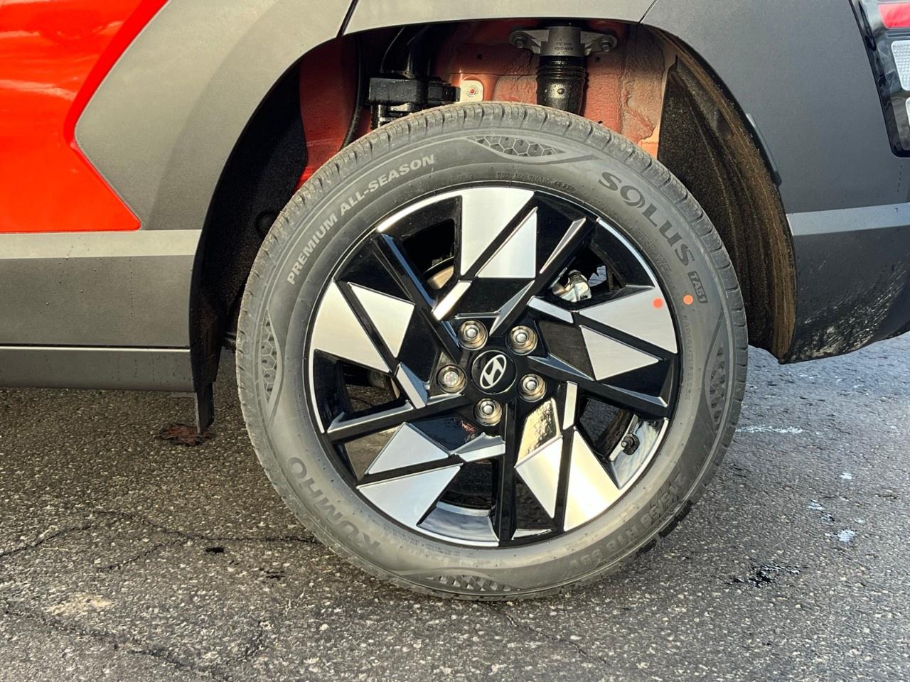 2026 Hyundai KONA 2.0L Preferred AWD Photo3