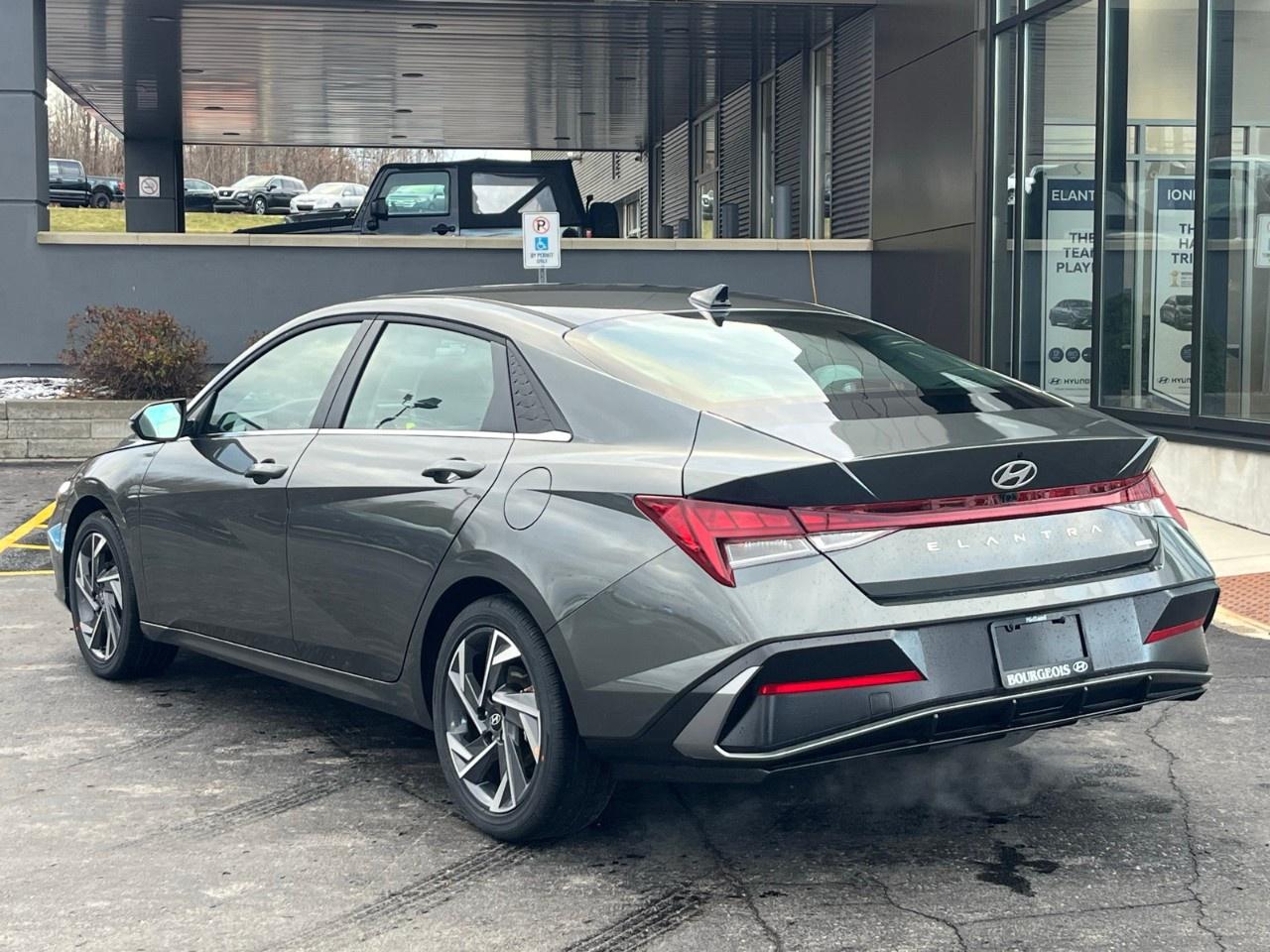 2026 Hyundai Elantra Hybrid Luxury Sedan w/Two-Tone Interior Photo