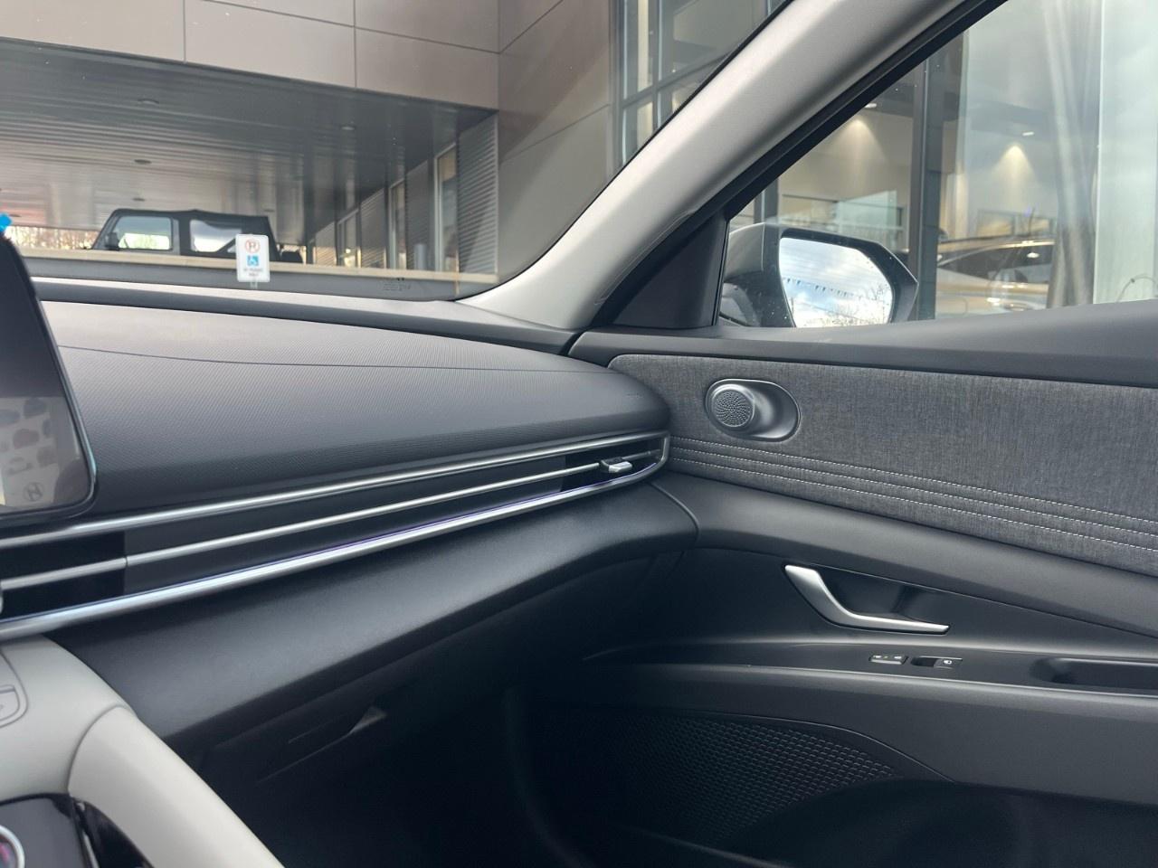 2026 Hyundai Elantra Hybrid Luxury Sedan w/Two-Tone Interior Photo