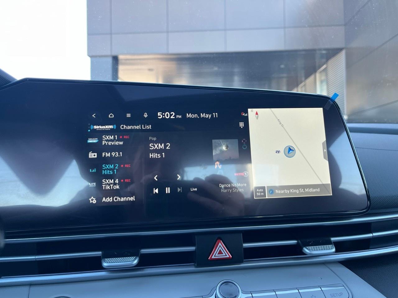 2026 Hyundai Elantra Hybrid Luxury Sedan w/Two-Tone Interior Photo