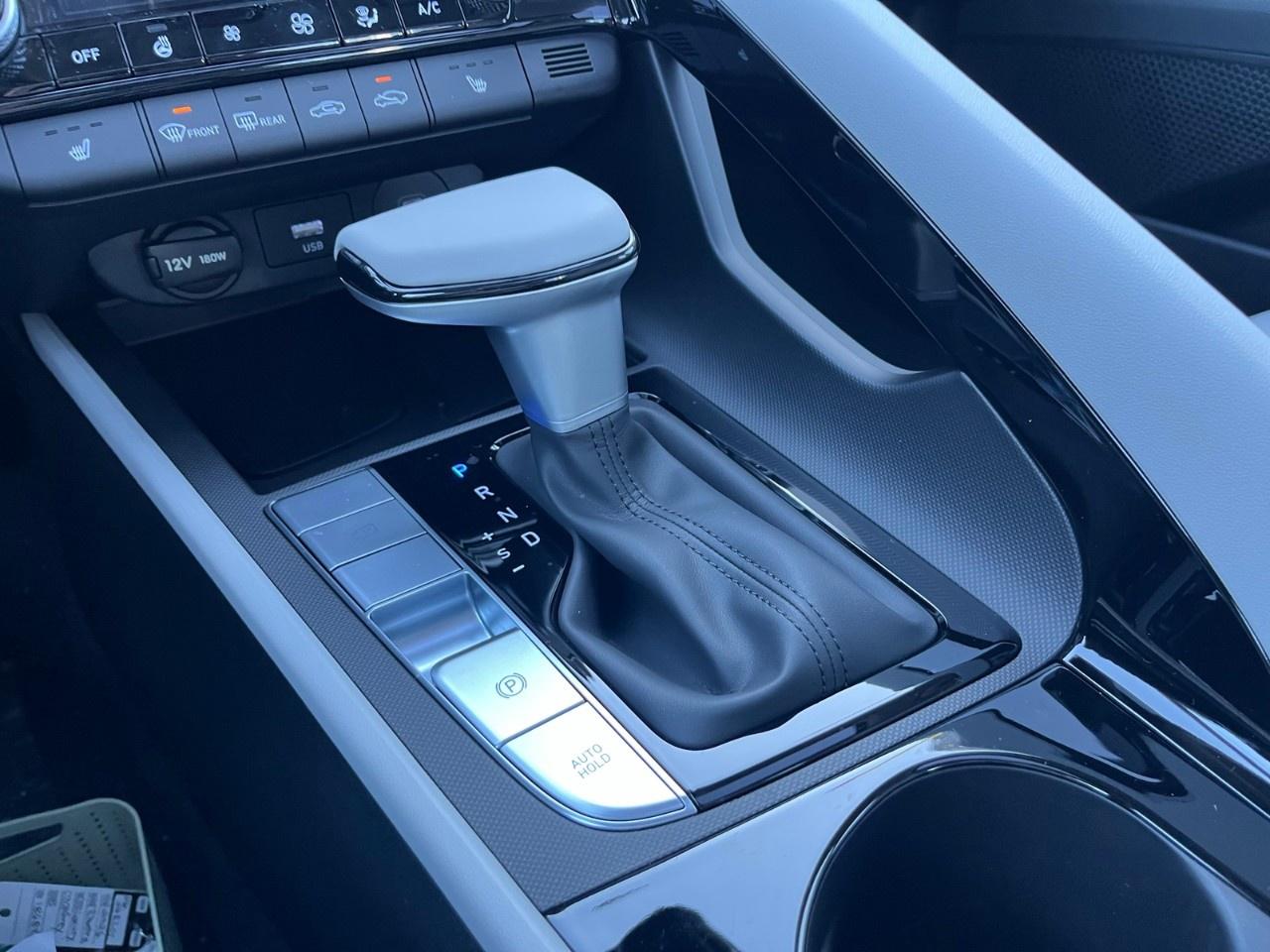 2026 Hyundai Elantra Hybrid Luxury Sedan w/Two-Tone Interior Photo