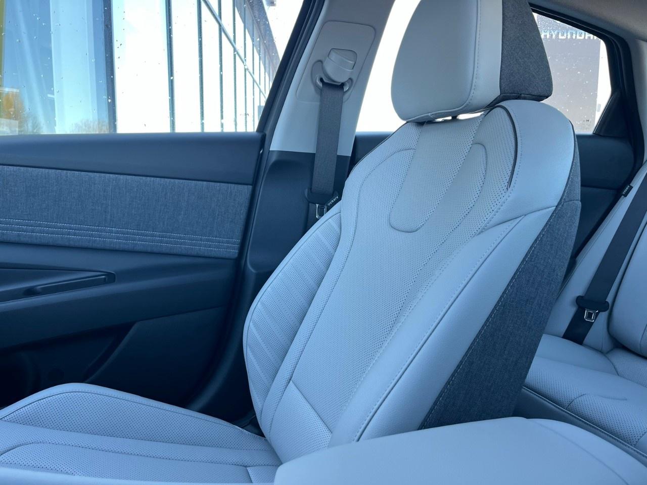 2026 Hyundai Elantra Hybrid Luxury Sedan w/Two-Tone Interior Photo