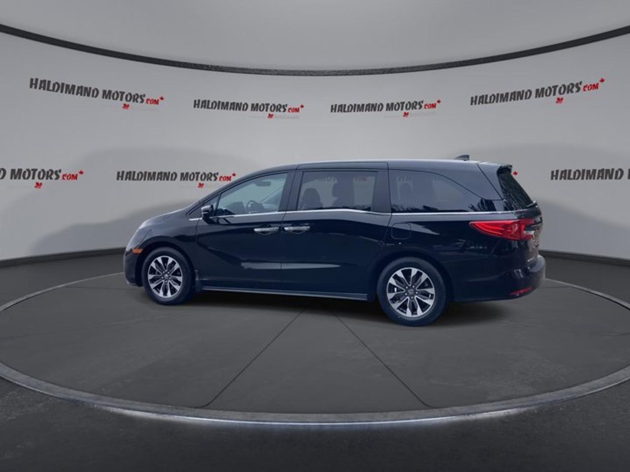 2023 Honda Odyssey EX-L | LOW KMS | ONE OWNER Photo4