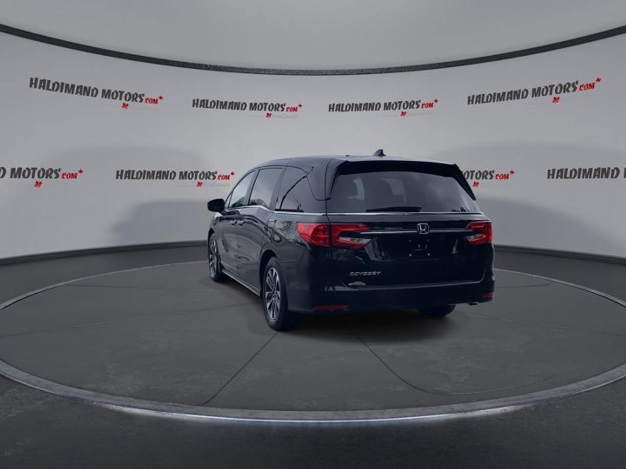 2023 Honda Odyssey EX-L | LOW KMS | ONE OWNER Photo