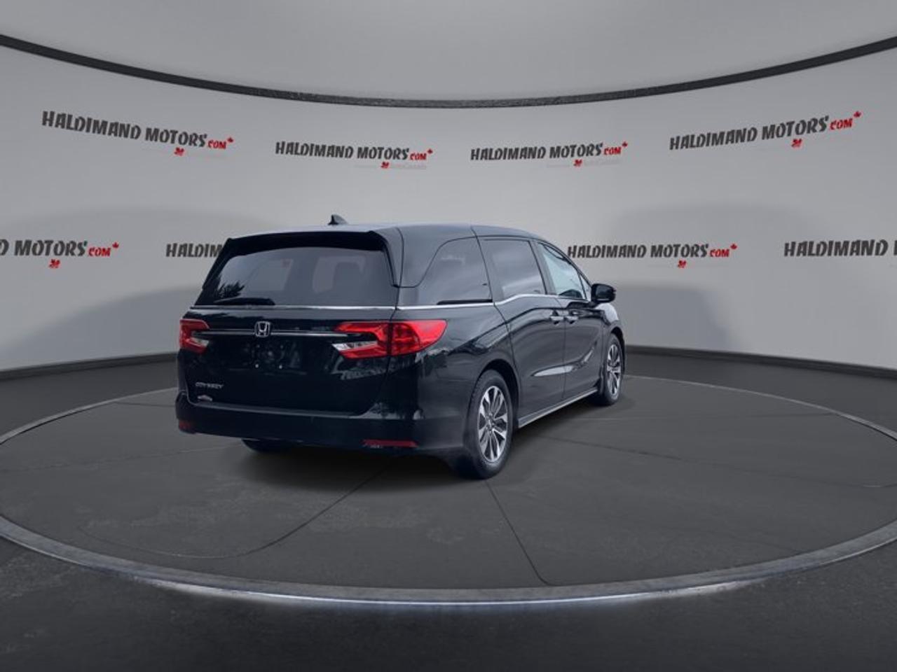 2023 Honda Odyssey EX-L | LOW KMS | ONE OWNER Photo