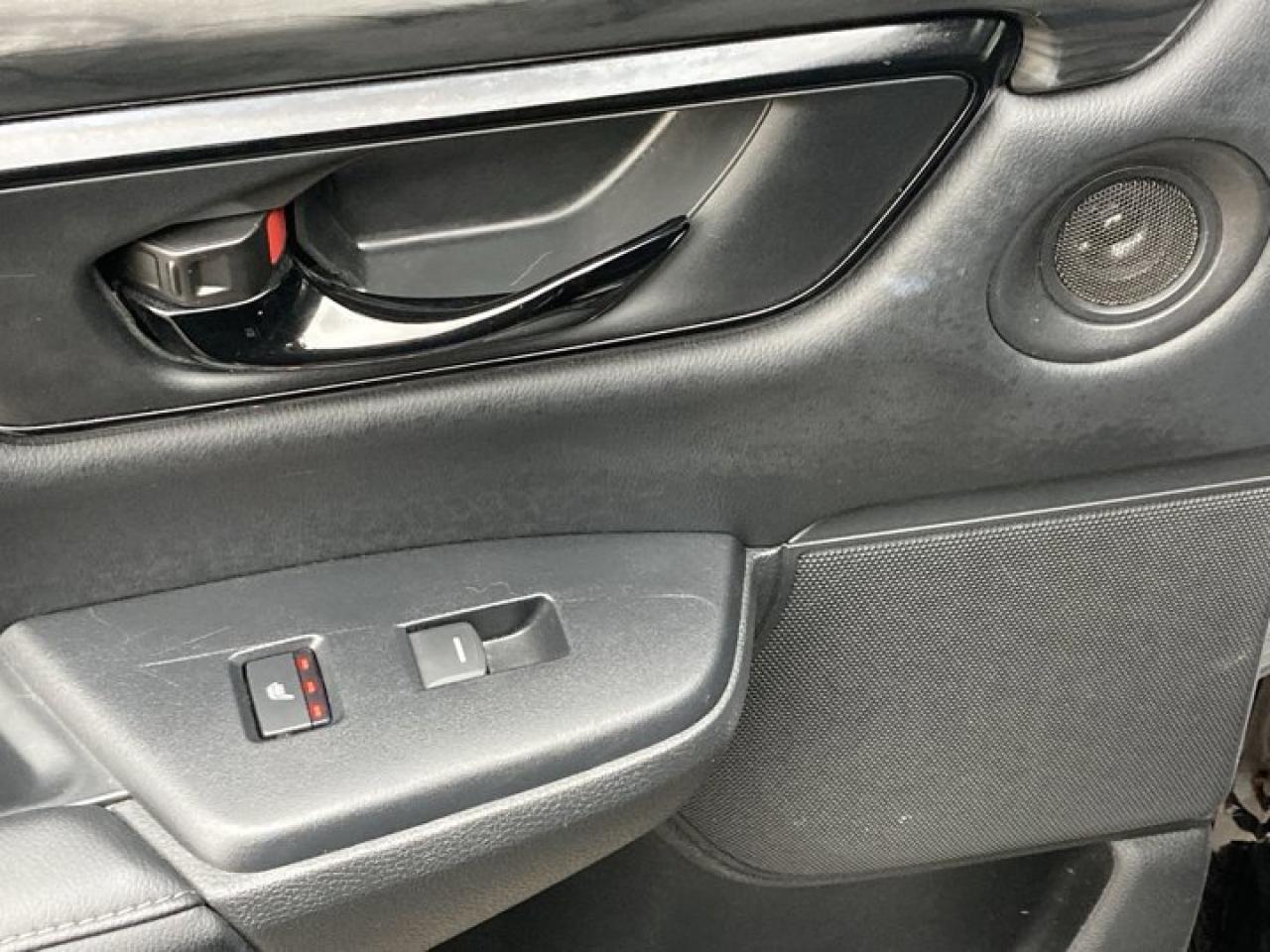 2020 Honda CR-V Black Edition AWD | Heated Seats | Leather Seats | Remote Start Photo