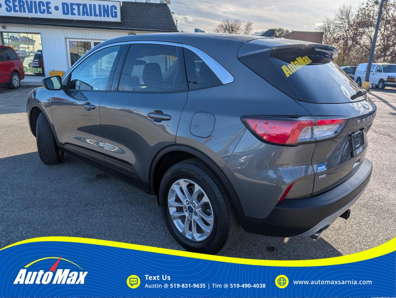 2021 Ford Escape SE Photo