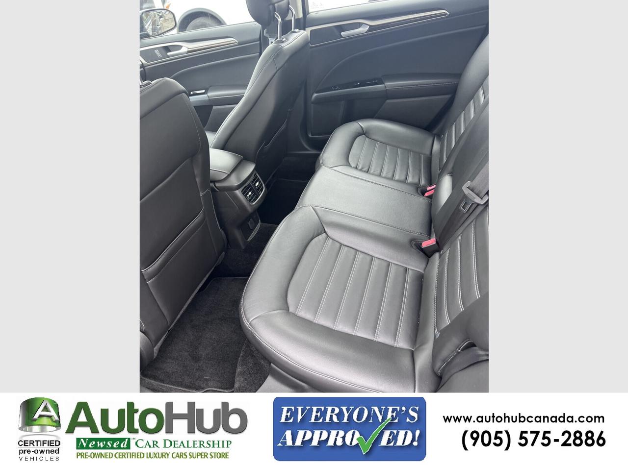 2014 Ford Fusion SE-AWD-NAV-LEATHER-SUNROOF-BACKUP CAMERA Photo