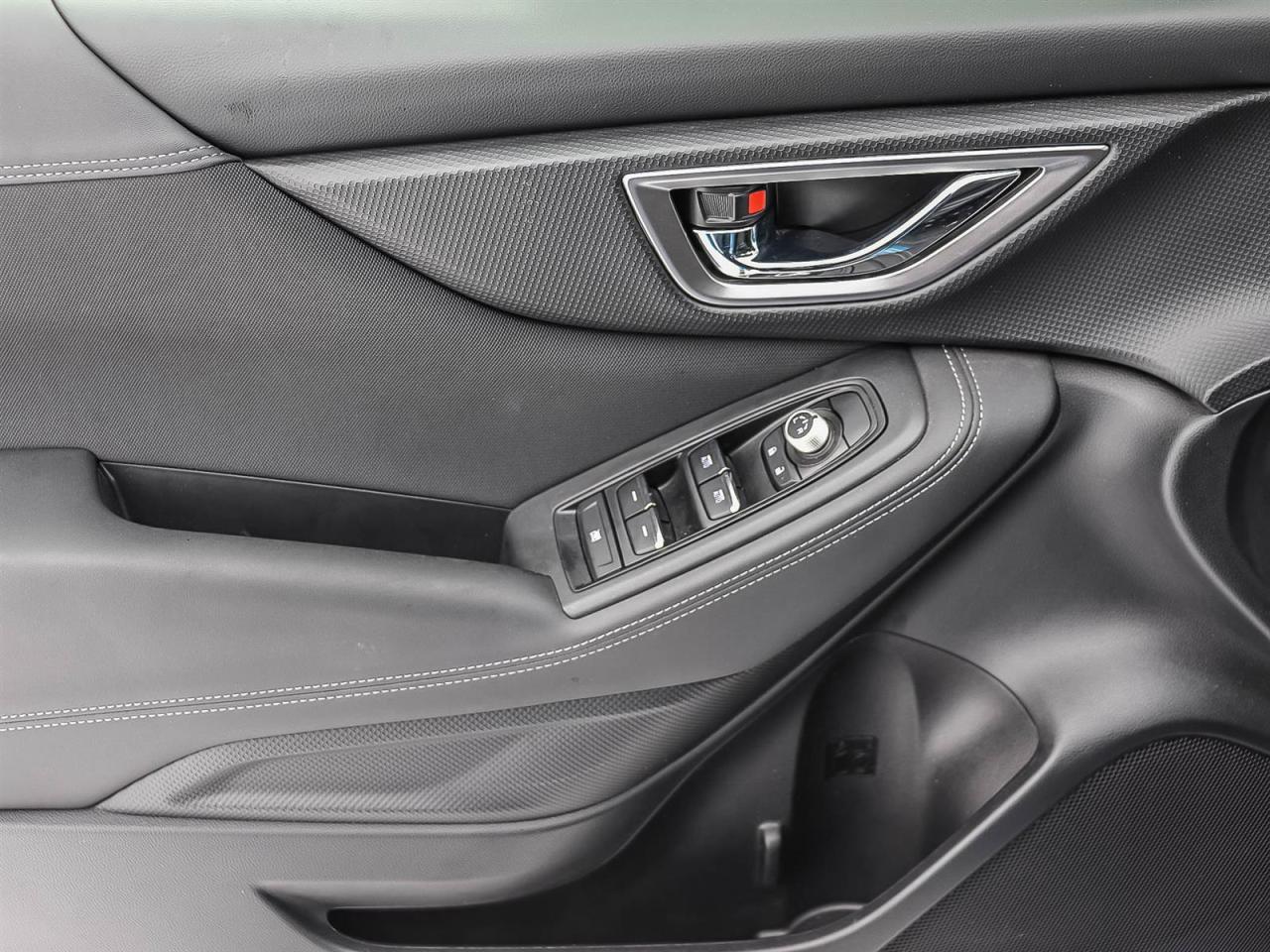 2024 Subaru Forester TOURING Photo