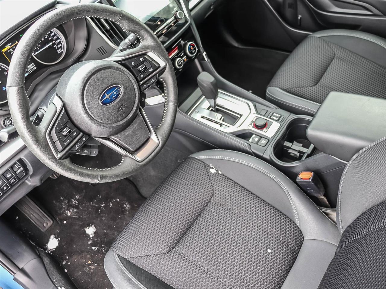 2024 Subaru Forester TOURING Photo