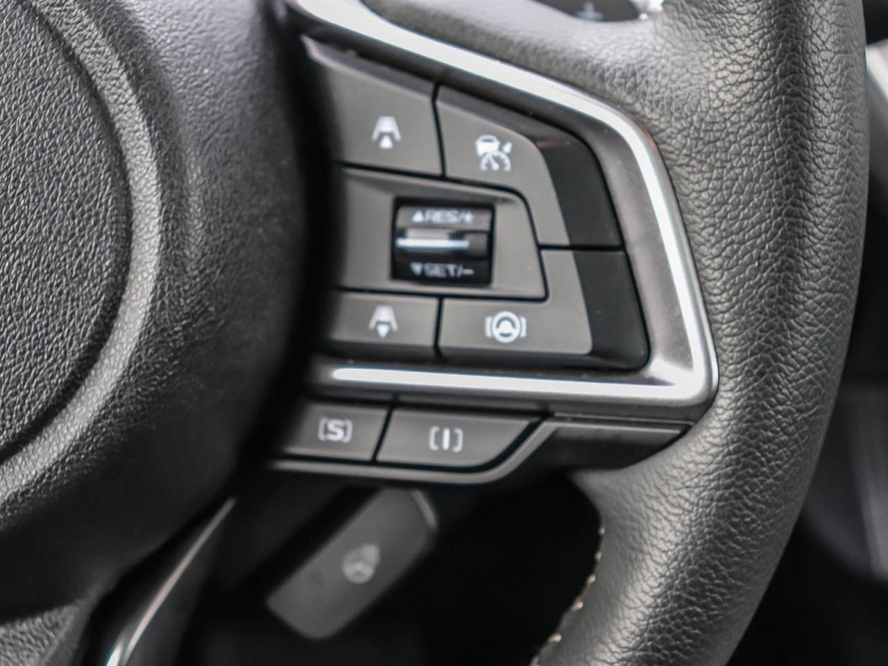 2024 Subaru Forester TOURING Photo