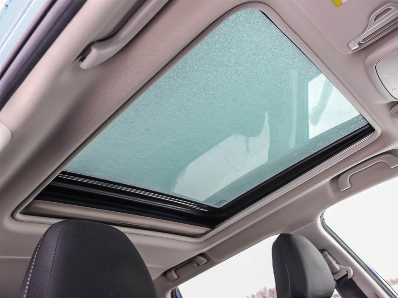 2024 Subaru Forester TOURING Photo