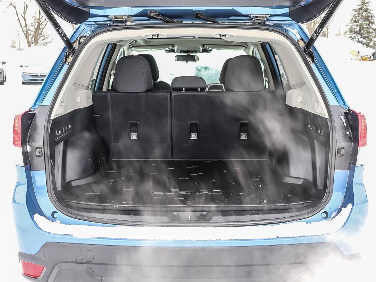 2024 Subaru Forester TOURING Photo