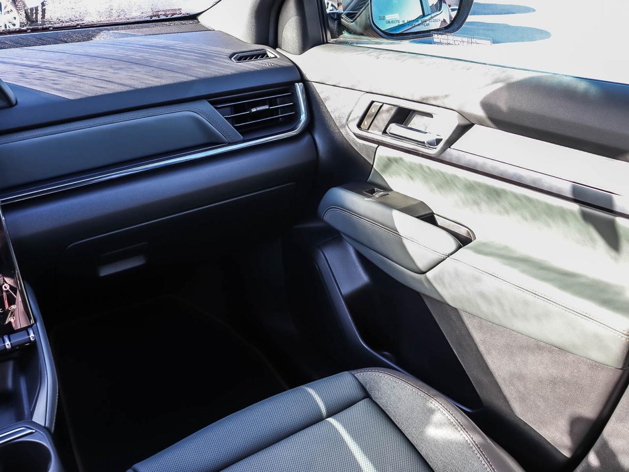 2026 GMC Terrain AWD AT4 Photo