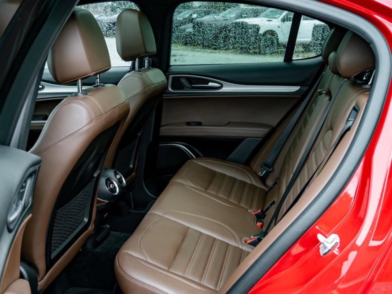 2018 Alfa Romeo Stelvio Ti Sport Photo