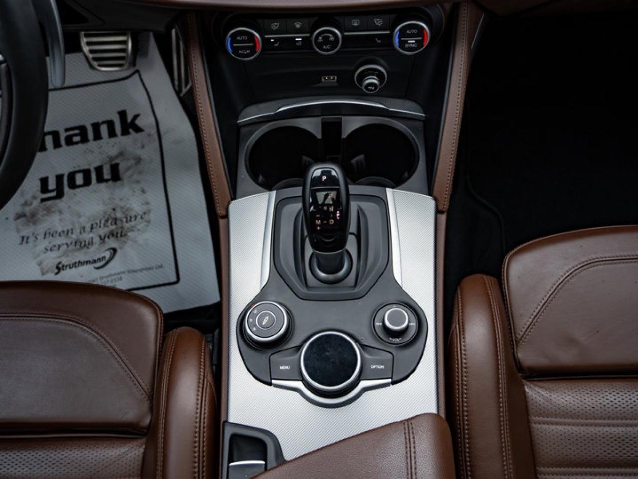 2018 Alfa Romeo Stelvio Ti Sport Photo