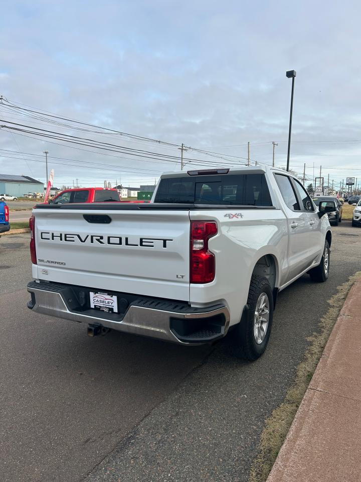 2019 Chevrolet Silverado 1500 LT Photo3
