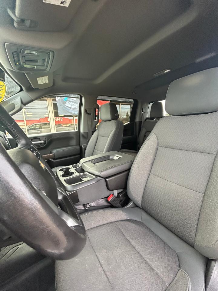 2019 Chevrolet Silverado 1500 LT Photo