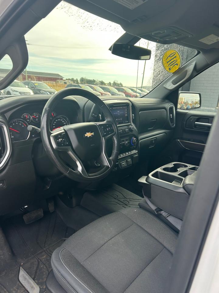 2019 Chevrolet Silverado 1500 LT Photo