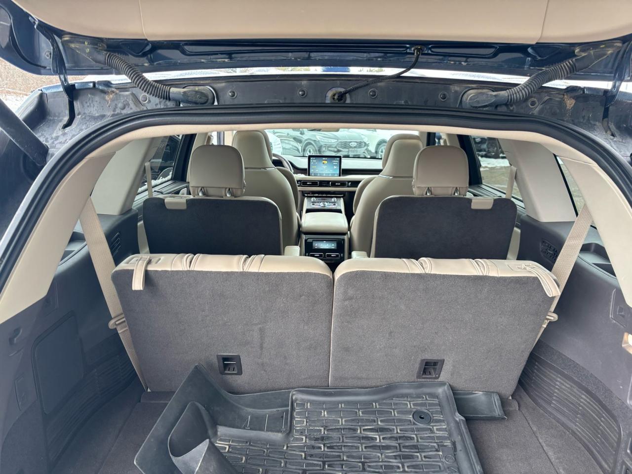 2020 Lincoln Aviator RESERVE, AWD, 22" RIMS, LOCAL TRADE, PANO ROOF! Photo