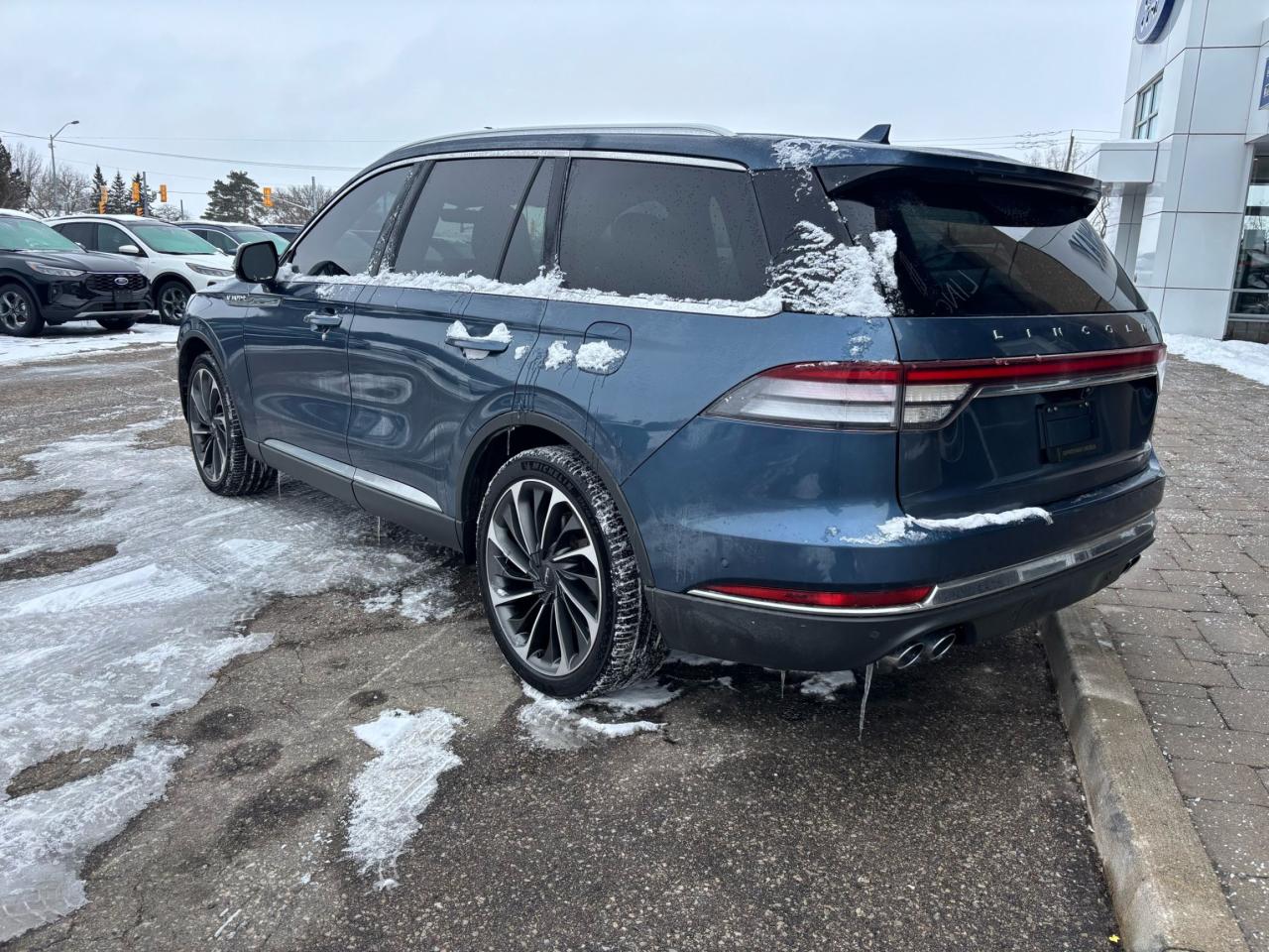 2020 Lincoln Aviator RESERVE, AWD, 22" RIMS, LOCAL TRADE, PANO ROOF! Photo