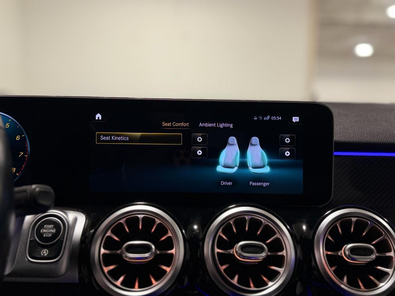 2020 Mercedes-Benz GLB GLB 250 |AMG PKG|NIGHT PKG - Photo #16