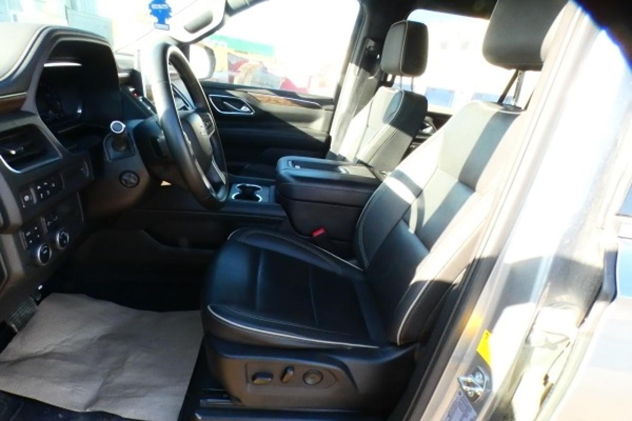 2024 Chevrolet Suburban Premier DURA DSL w/H&C L, NAV, BUC - Photo #11