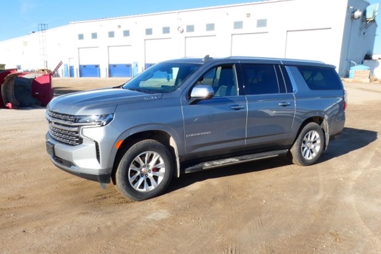 2024 Chevrolet Suburban Premier DURA DSL w/H&C L, NAV, BUC - Photo #2