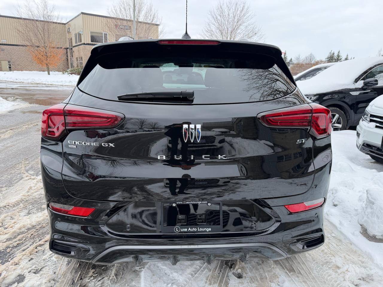 2024 Buick Encore GX Sport Touring ONLY 19K!, PANO ROOF, LEATHER, BOSE! Photo53